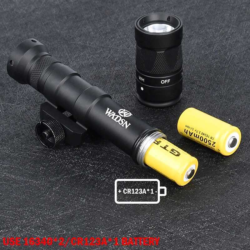 WADSN M300W M600W Tactical Flashlight Strobe Scout Lamp Airsoft Hunting Weapon Light Dual Control Switch Fit 20mm Picatinny RailXJ250613