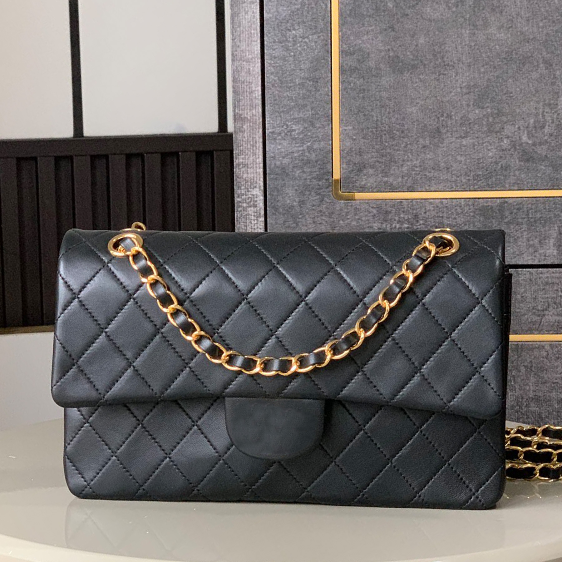 Top Quality Classic Handbag Luxury Designer Smooth Genuine Leather Crossbody Bag Golden Hardware Handbag Chain Zipper Pocket Clutch Bag Purse