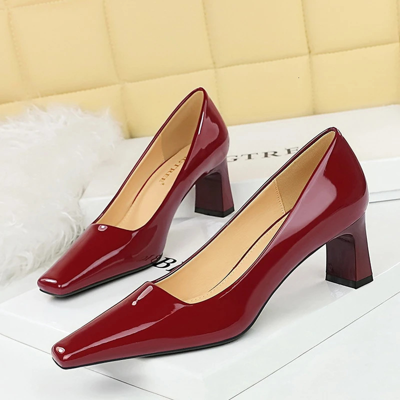 BIGTREE 2025 Spring Fashion Patent Leather Womens Pumps Square Heel Pointed Toe Party Stripper Sngle Ladies Shoes 250613