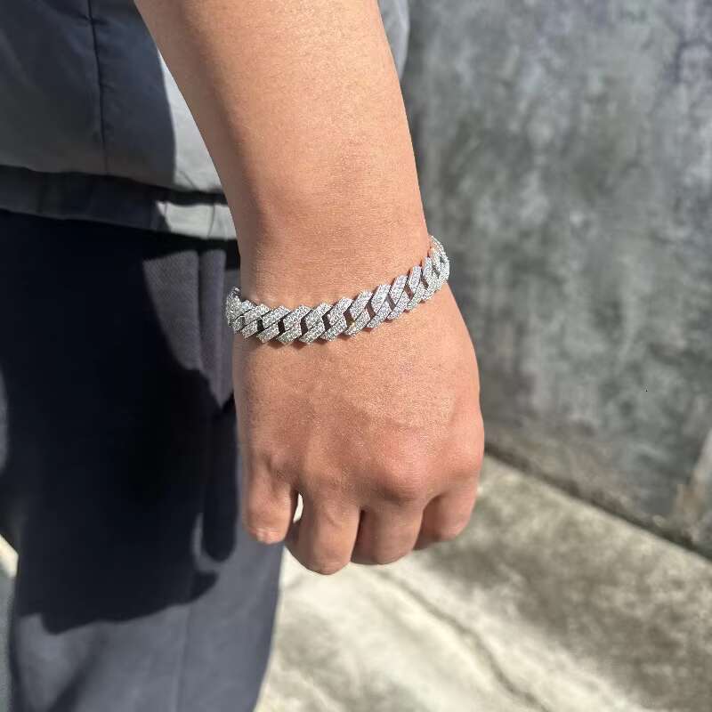 Hip Hop Style Iced Out Jewelry 6mm 8mm 10mm 12mm 14mm 20mm Width 925 Sterling Silver VVS Moissanite Cuban Link Chain Bracelet