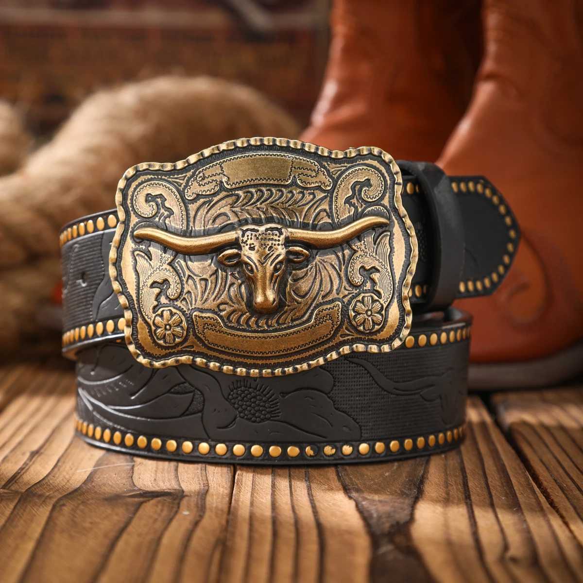 Vintage meets fashion!Alloy buckle PU belt suitable for both men and women to create a personalized Western style. X250614