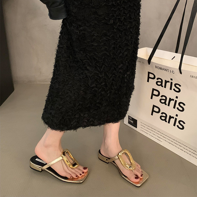 Ddmyoutdoor French Style Women S Low Heel Sandals For Spring New Niche High End Sense Elegant Toe Post Flip Flops Outdoor Shoes