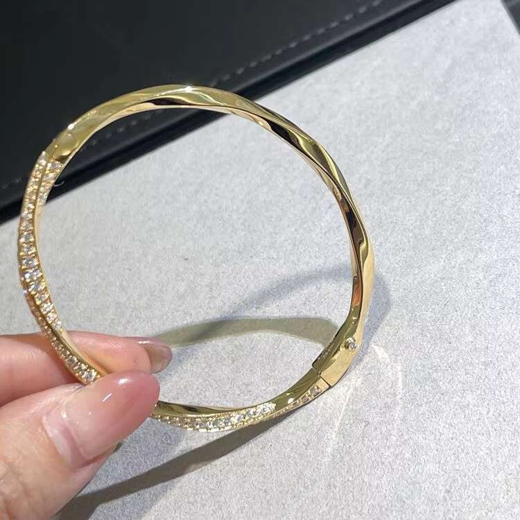 High Quality Designers Moissanite Engraveable 925 Sterling Silver Bangle Fine Jewelry Bracelet for Women