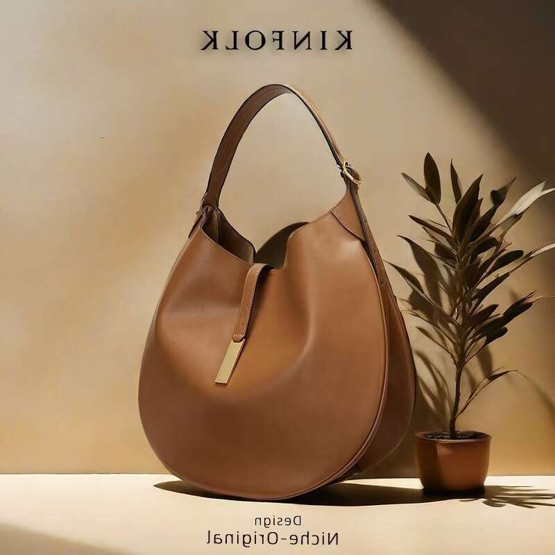 Women's Underarm Suede Equestrian Design Dumpling Tote Hot-Selling Handbag Crescent Bag Large 2025 Elegant Versatile New Trendy Ins Style