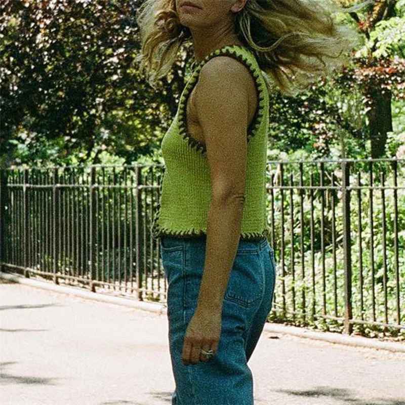 Lamuusaa Sweater Vest y2k Women Contrast Color Round Neck Single Breasted Sleeveless Cardigan Crop Top 2000s Clothing Streetwear 250612