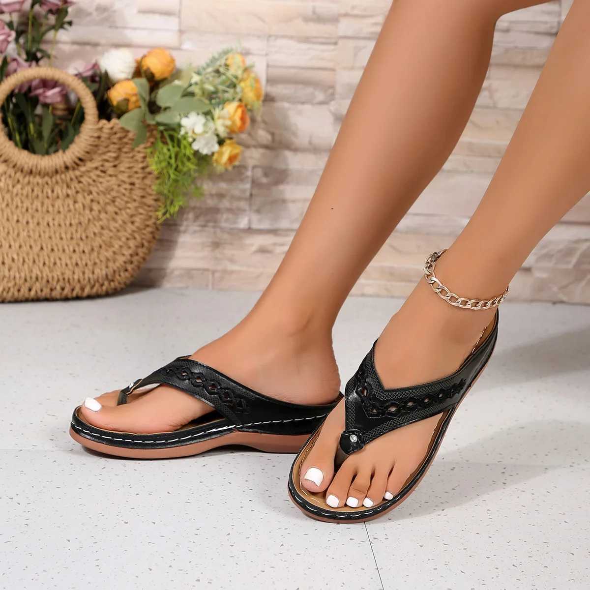 Women Sandals Summer Handmade Leather Sandals Trendy Lightweight Fashion Shoes Outdoor Comfortable Simple Sandals Slides Women Z250614