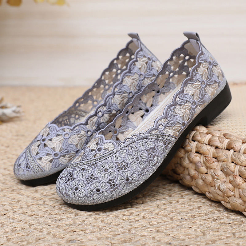 Ddmyoutdoor Summer Old Beijing Women S Cloth Hollow Breathable Mesh Middle Aged Shallow Soft Sole Comfortable Slip On Mom Shoes Outdoor Shoes