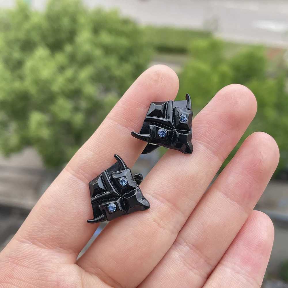 Pack Novelty Customized Cufflinks For Mens Fashion Jewelry Tie Clip Anime Game Men Gift Cufflinks Wedding Guests Gifts Cuffs XJ250614