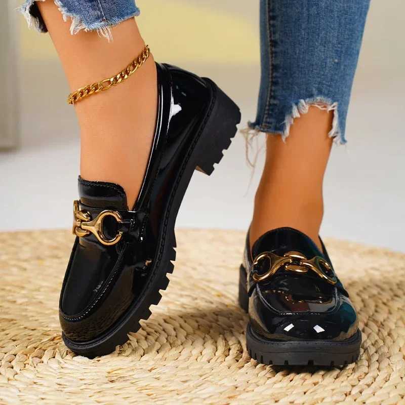 2025 new womens thick sole loafers comfortable casual leather metal decorated Lolita small leather shoes large size 36-43 XJ250614