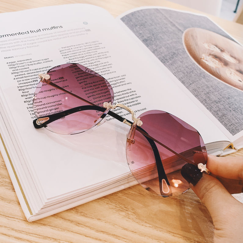 Chic Gender-neutral Prescription Ready Spectacles Trendy Lens-less Optical Frames