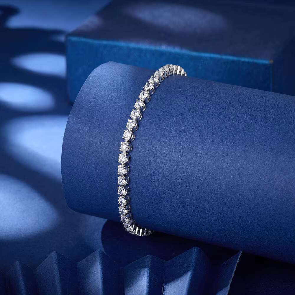 Shinny Moissanite Diamond Bracelet Jewelry Women Accessory S925 Sterling Silver Classic Heart Shaped Charm Bracelet Jewelry