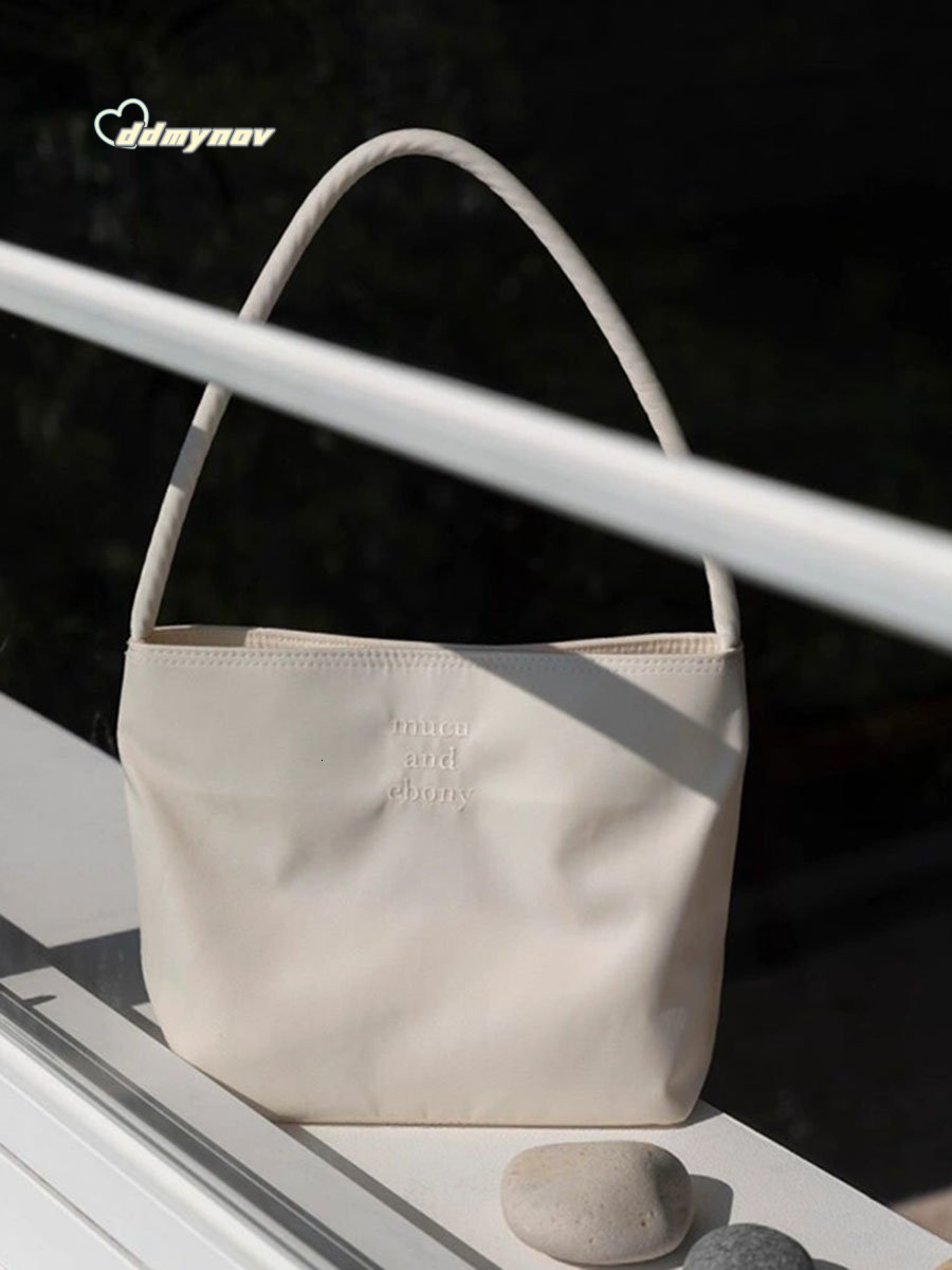 Korean Niche Fashion High-Value Commuter Embroidered Nylon Underarm Casual Versatile Bag Women's Tote Handbag ddmynov