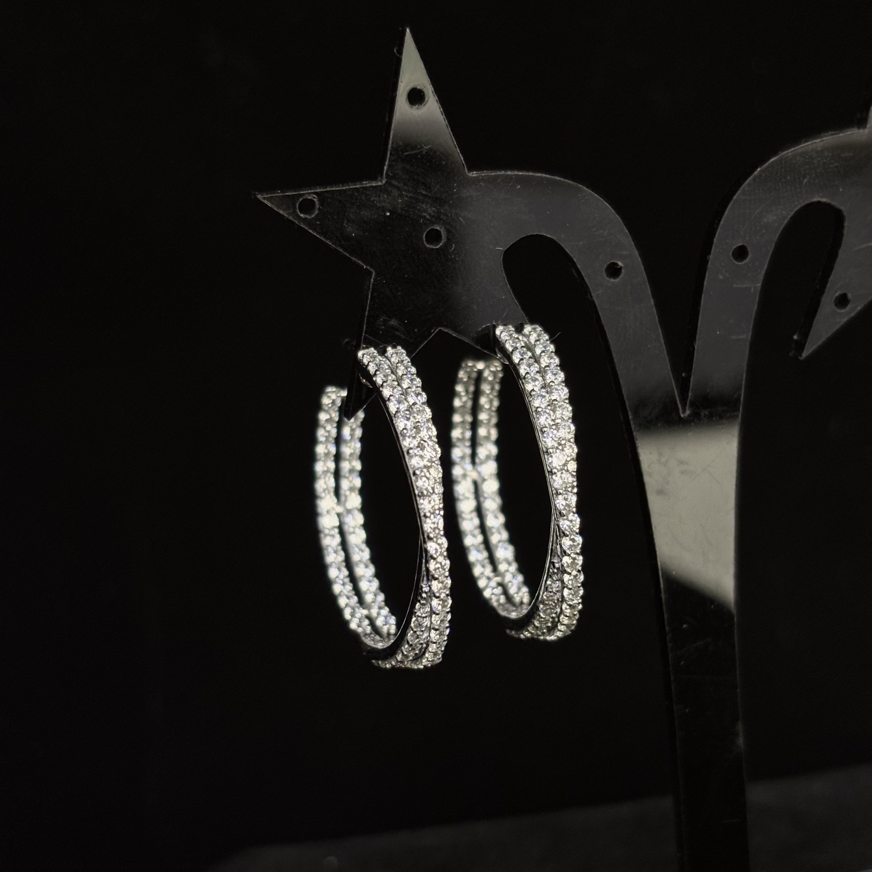 Twisted rope interlocking circles earrings, 925 silver material, full diamond setting, unique earrings design, fashionable rose gold electroplating