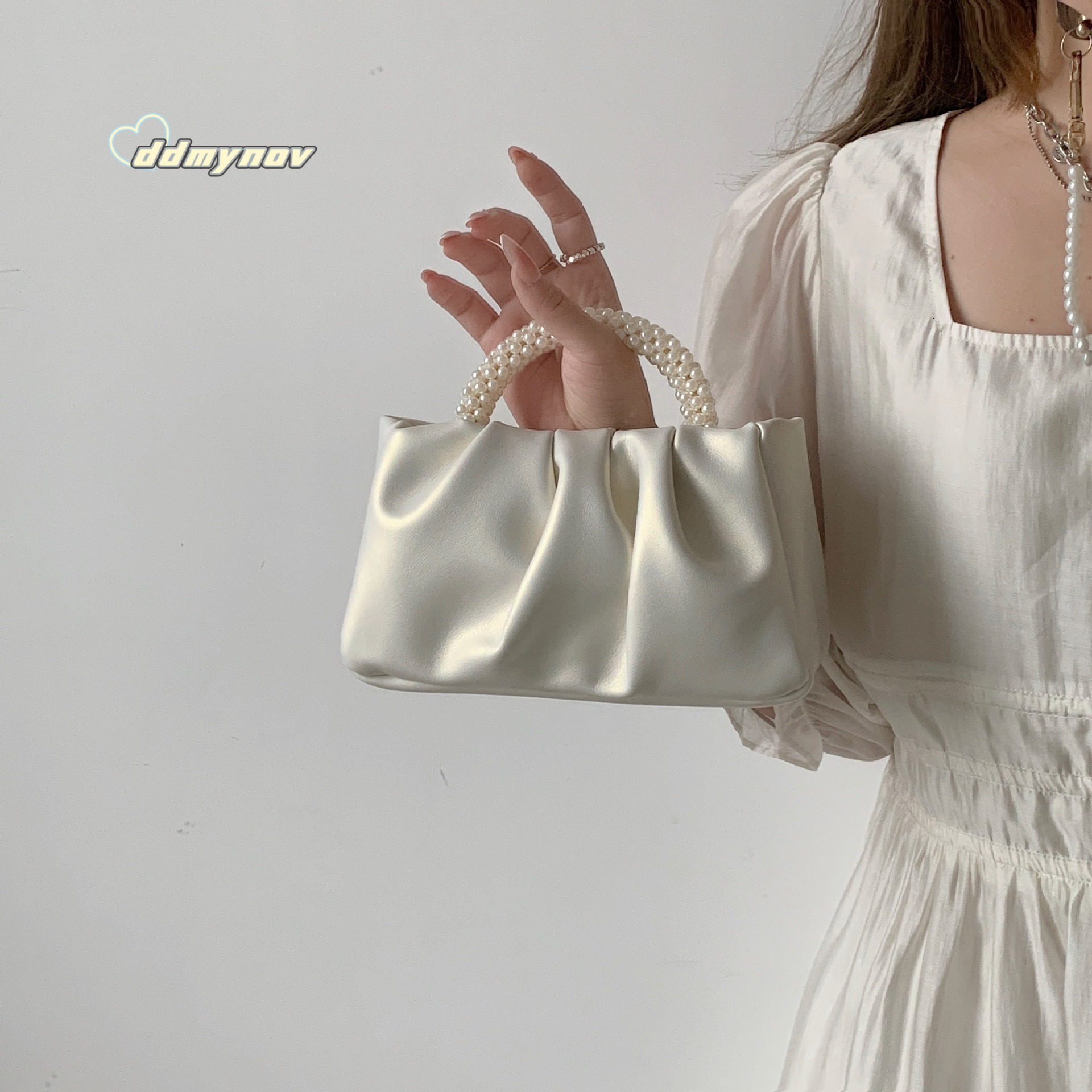 for Women 2024 New Trendy Fashion Round Pearl Handheld Pleated Cloud Niche Elegant Shoulder Crossbody Bag ddmynov