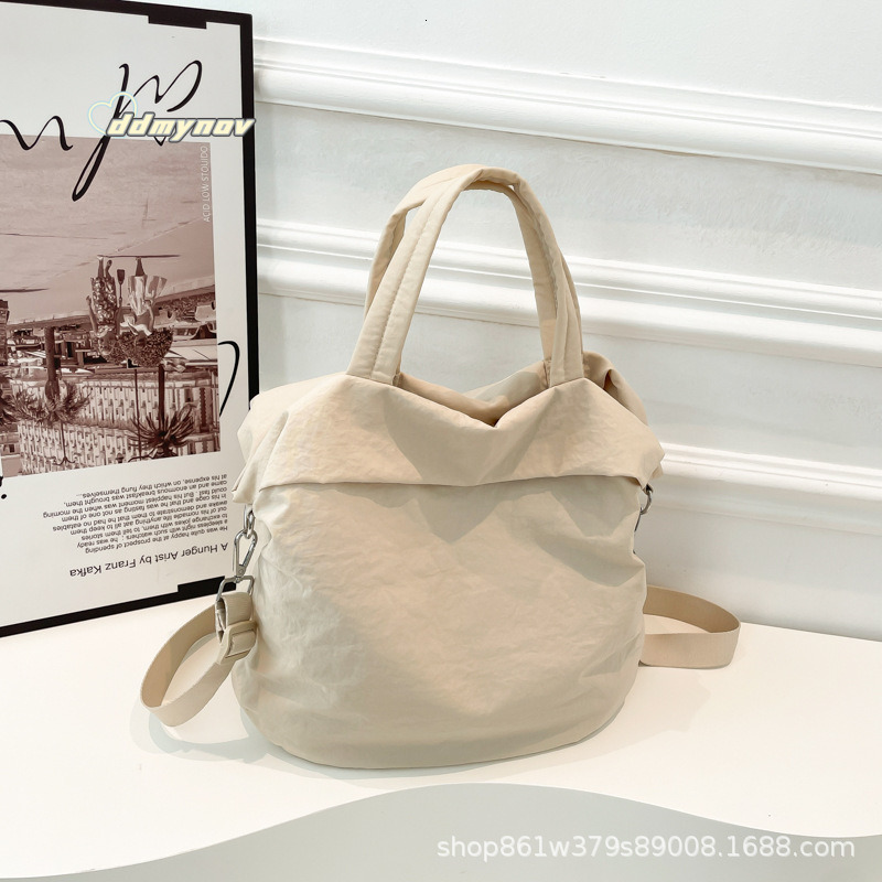 Casual Lightweight Nylon 2025 New Bucket Large Capacity Simple Versatile Handbag Shoulder Crossbody Bag ddmynov