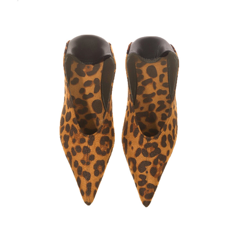 Ddmyoutdoor Pointed Toe Single New Spring Summer Soft Sole Suede Leopard Print Commuter Shoes For Women Outdoor Shoes