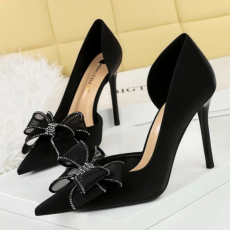 BIGTREE Fashion Square CRYSTAL Flower Lace Women Pumps Hollow Thin Heels Elegant Wedding Party Shoes Zapatos Mujer 250613