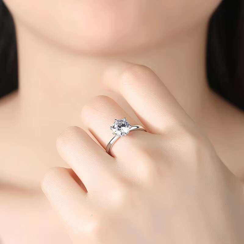 Luxury Crown Rings White Gold Plated Shiny Round 1ct Moissanite Finger Rings 925 Sterling Silver Crown Wedding Rings for Women