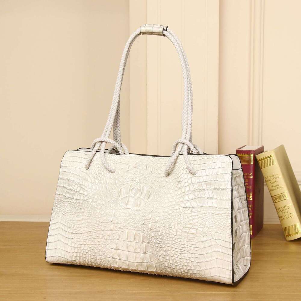 Pattern New Women's Crocodile Handbag Large Capacity Tote Fashion Trendy Shoulder Crossbody Bag Wholesale