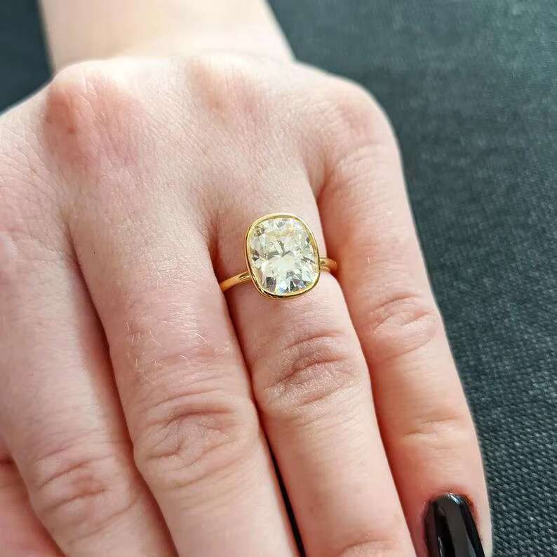 FOXI 3ct Elongated Cushion Cut Moissanite Ring Solid 925 Silver Engagement Ring Bezel Setting Statement Ring Bridal Jewelry