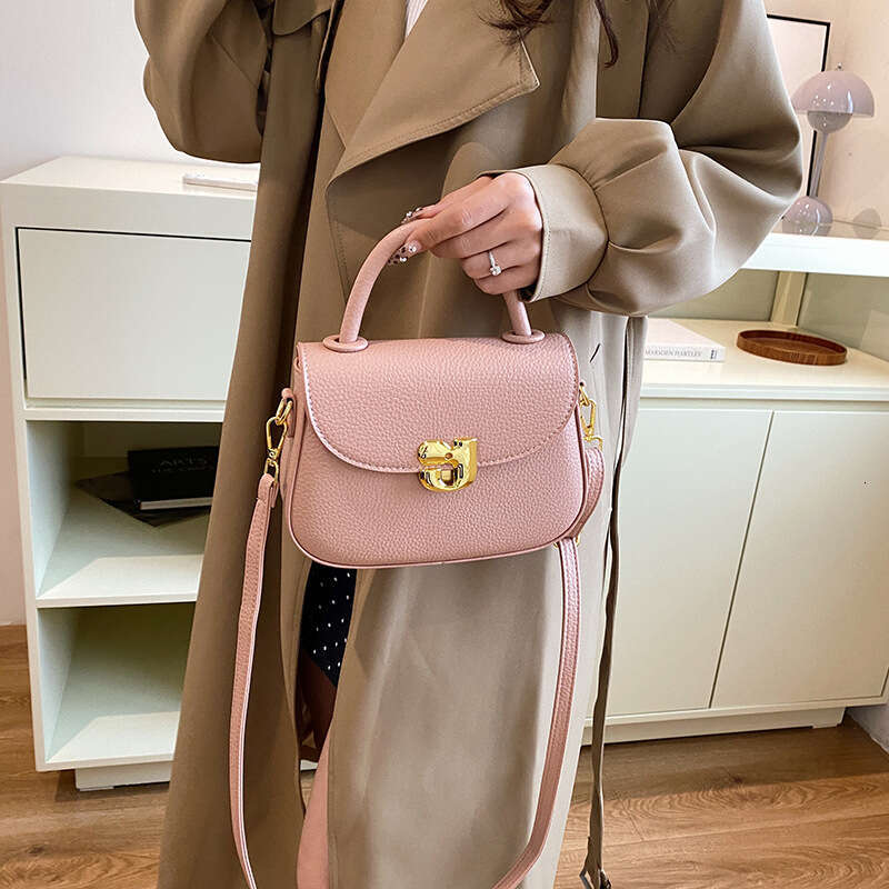 Fashion for Women New High-End Texture Handbag Luxury Simple Trendy Practical Shoulder Bag