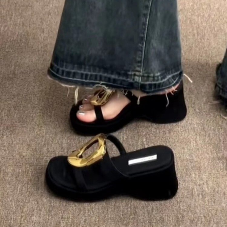 Ddmyoutdoor Summer Square Buckle New Thick Sole Design Metal Open Toe Height Increasing Niche Platform Sandals Slippers For Women Outdoor Shoes