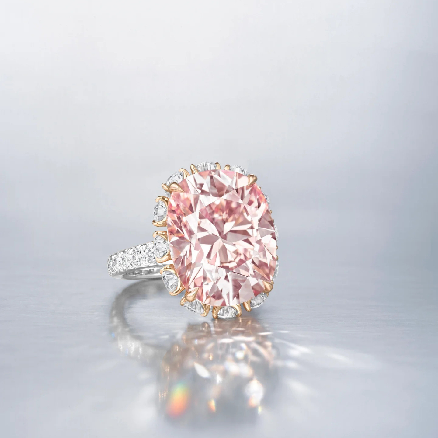 2025 Handmade Gorgeous Sparkling Luxury Jewelry 925 Sterling Silver Large Dove Egg Ice Cushion Cut Lab Moissanite Diamond Lady Women Wedding Bride Ope