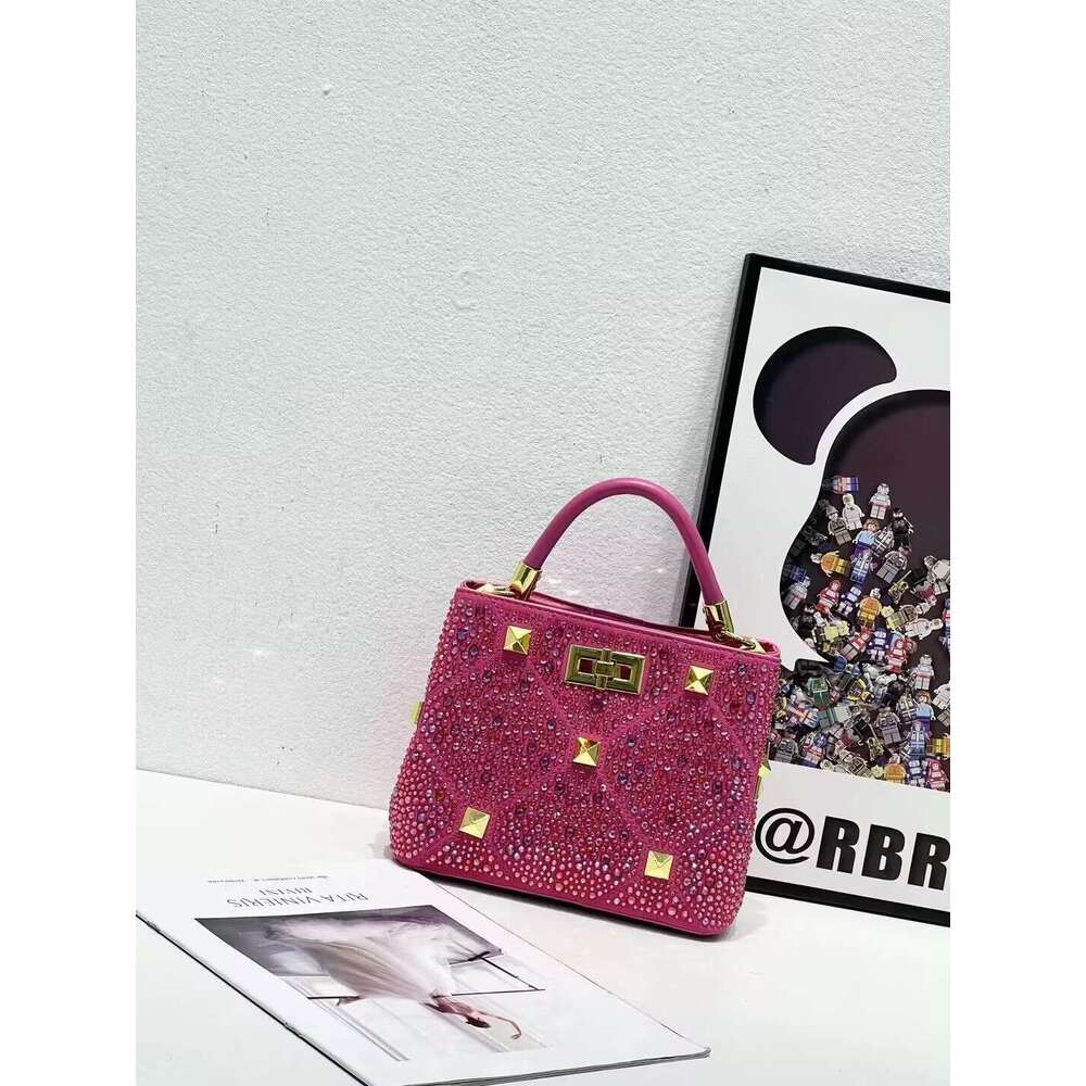 Diamond-Studded New Handbag Flap Shoulder Crossbody Chain Women's Small Square Bag blingbling