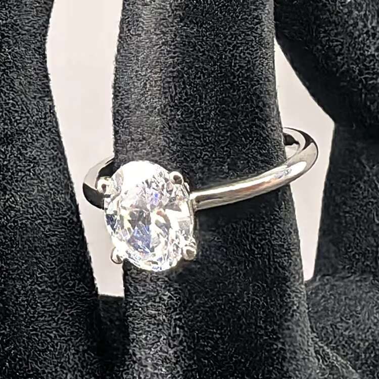 925 Silver Glamorous Moissanite Ring Captivating Minimalist Design Rhodium Plating Radiates Glamour Every Gesture Fine Jewelry