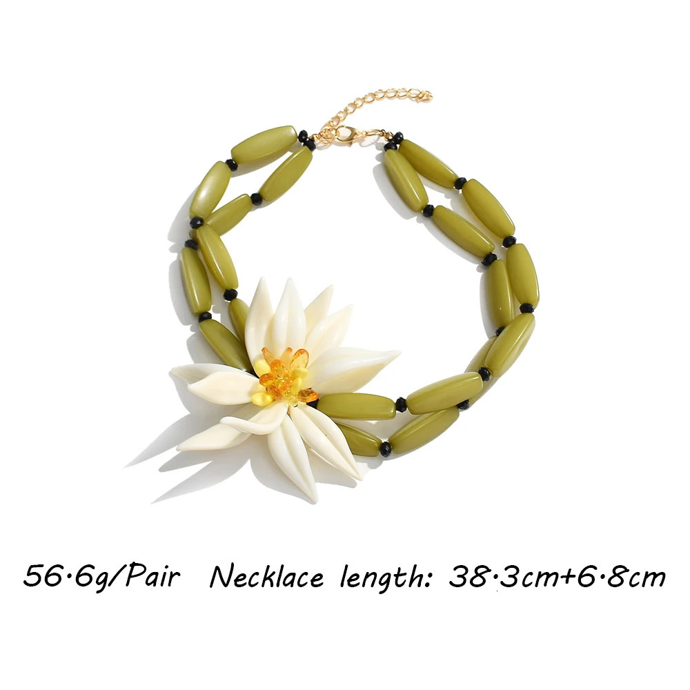 Bohemian Resin White Large Flower Necklace for Women Girls Exaggerated Green Beads Choker Collar Necklace Beach Party Jewelry 250613