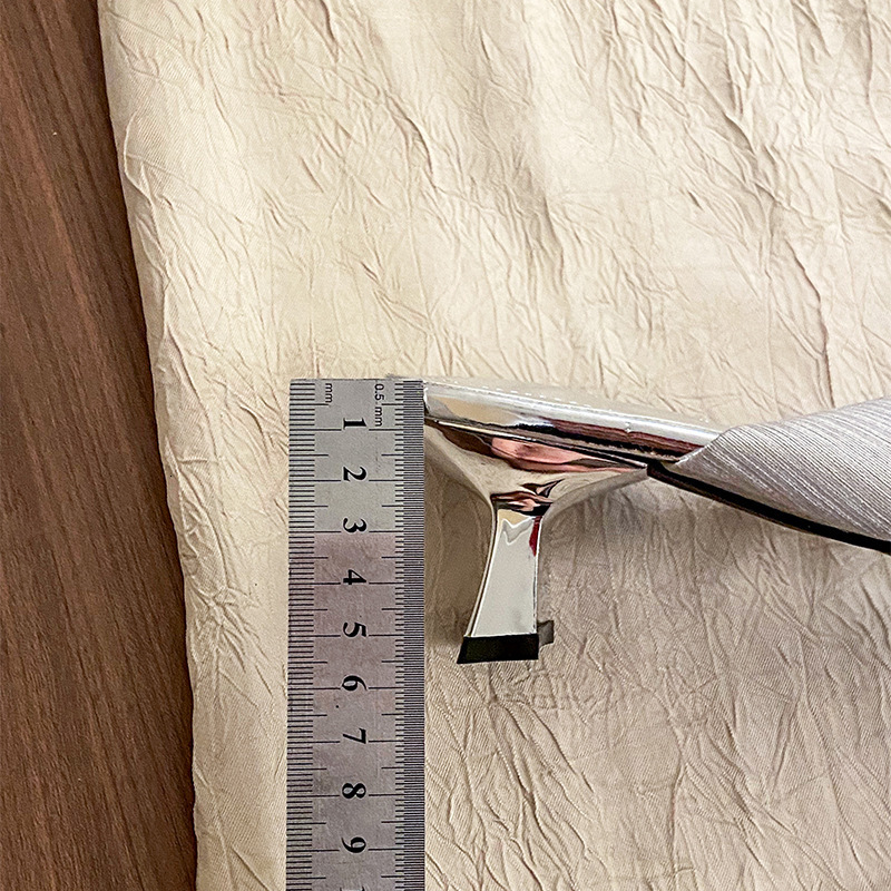 Ddmyoutdoor French Style Stunning Sandals For Women Summer New Outdoor Popular Pigeon Egg Rhinestone Match Skirt High Heels Outdoor Shoes