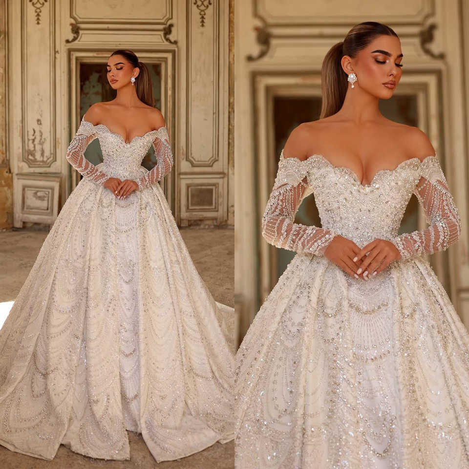 Luxury Glitter Wedding Dresses With Sweetheart Long Sleeves Appliques Beading Gorgeous Dubai Bridal Gown Bling Sequins Crystal Party Gowns vestido de 