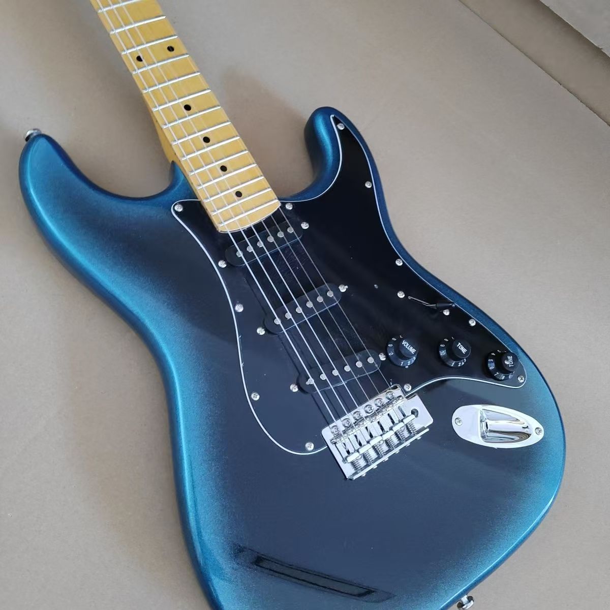 high-end customization, Xiao Shuang Yao stringing board, visually appealing electric guitars, free shipping included.