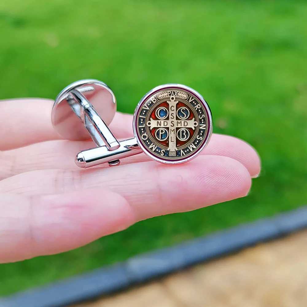 Saint Benedict Cufflinks for Men Cross Glass Photo Exquisite Cuff Buttons XJ250614