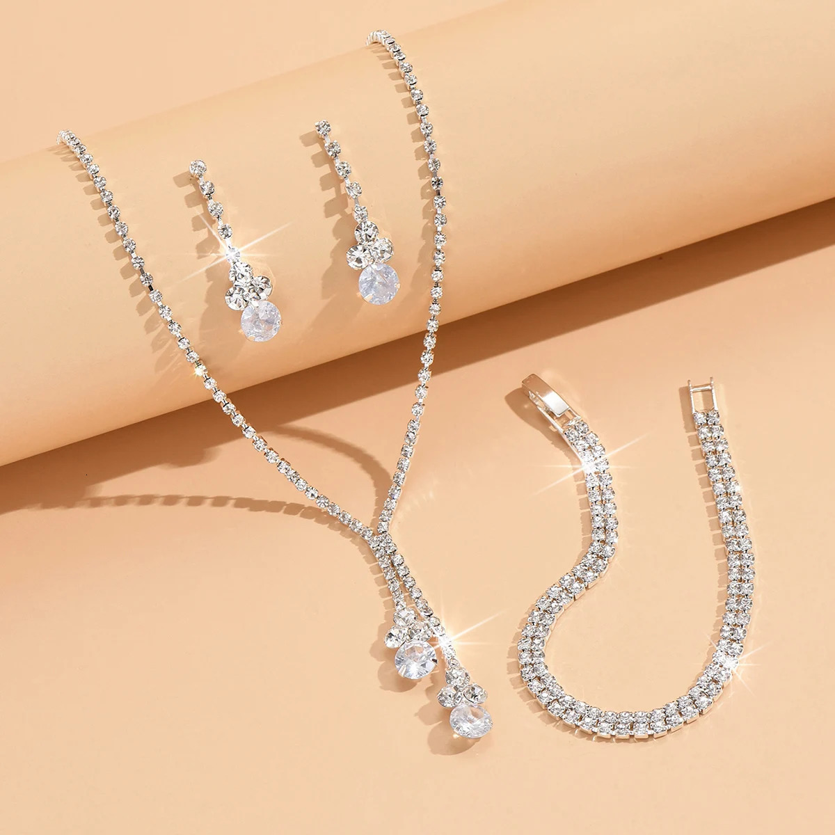 4pcs fashionable womens jewelry sets with zircon earrings necklaces bracelets wedding decorations 250609