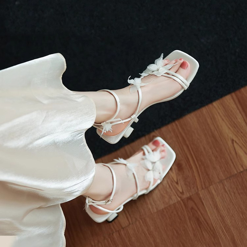 Ddmyoutdoor New Roman Thin Straps French Style White Strappy Sandals With Chunky Heels Fairy Shoes Summer Gentle And Suitable For Dresses Outdoor Shoe