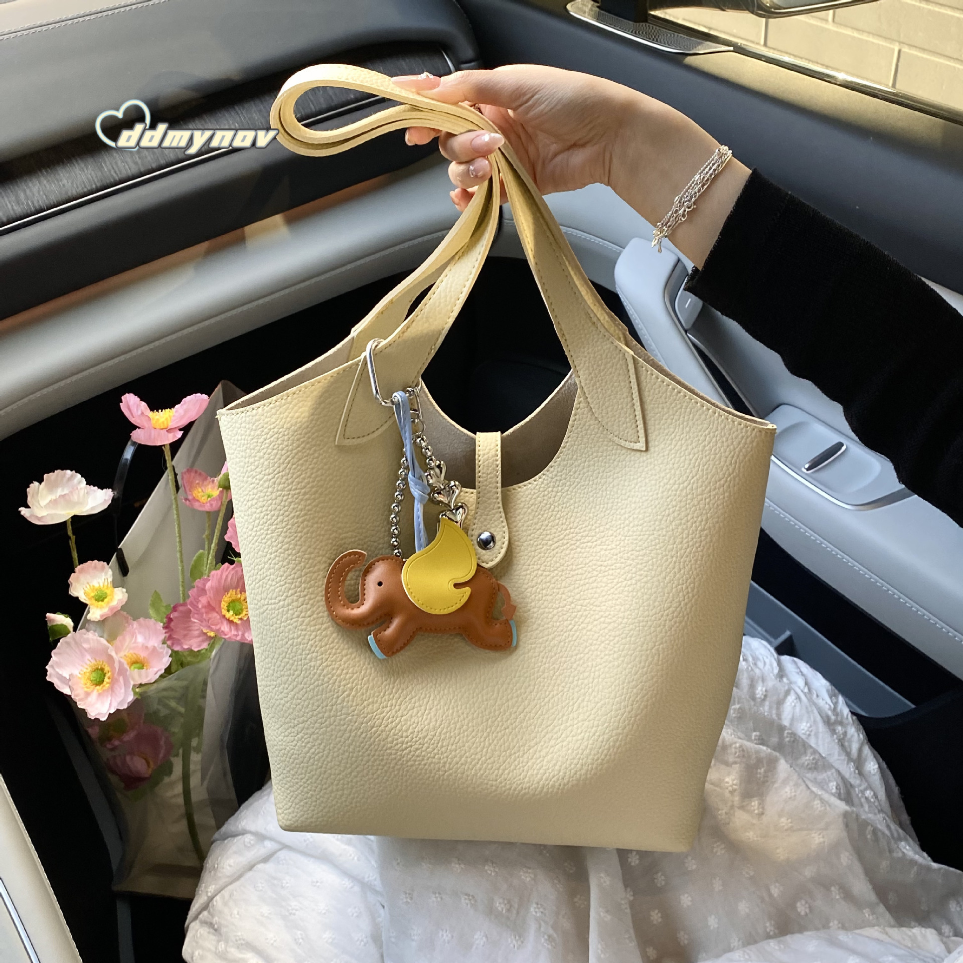 Large Capacity for Women 2025 Summer New Handheld Tote High-end Simple Versatile Commuter Shoulder Bag ddmynov