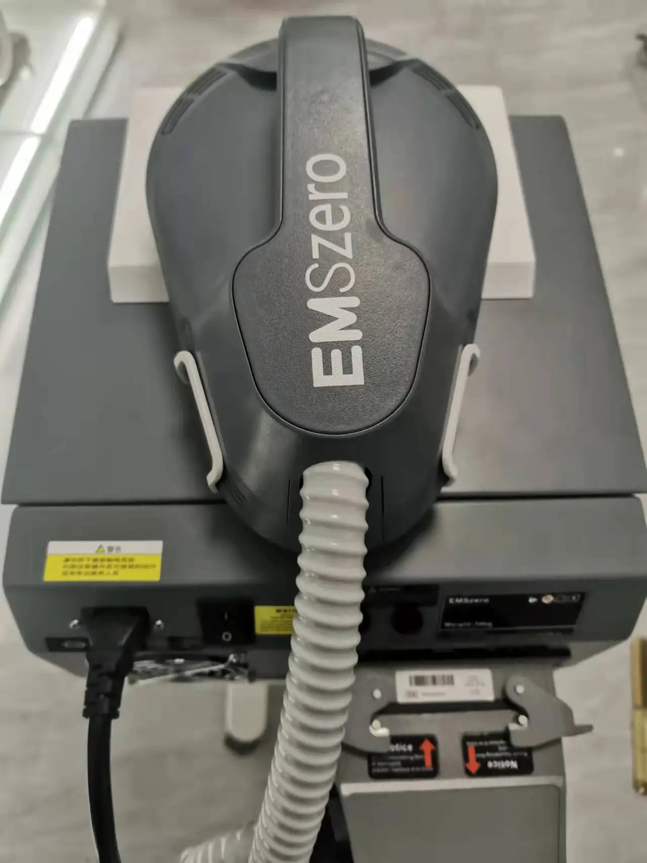 EMSzero NEO Body Shaping Machine Professional Muscle shaping Slimming Weight Loss Device Suitable for Home Use or for Personal use