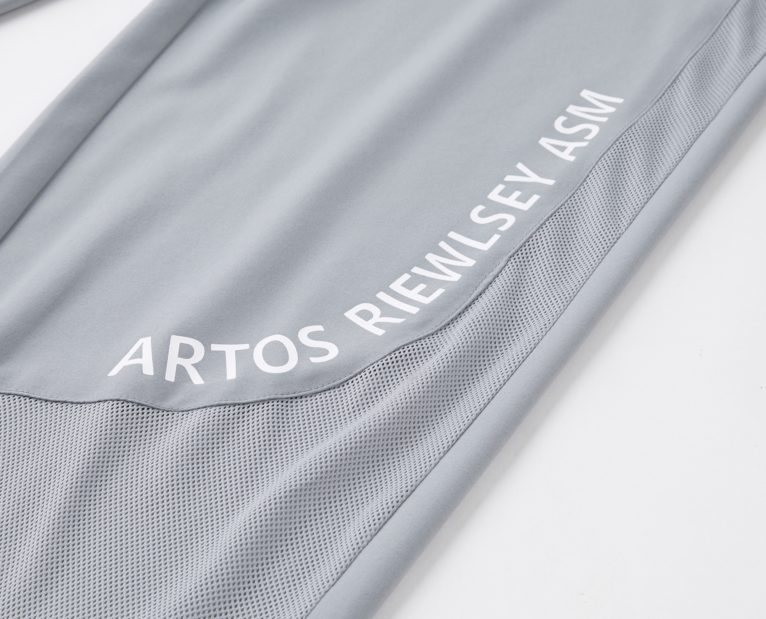 Athletic Mesh Wide Leg Trousers for Men Ice Silk Fabric, Quick Drying Feature