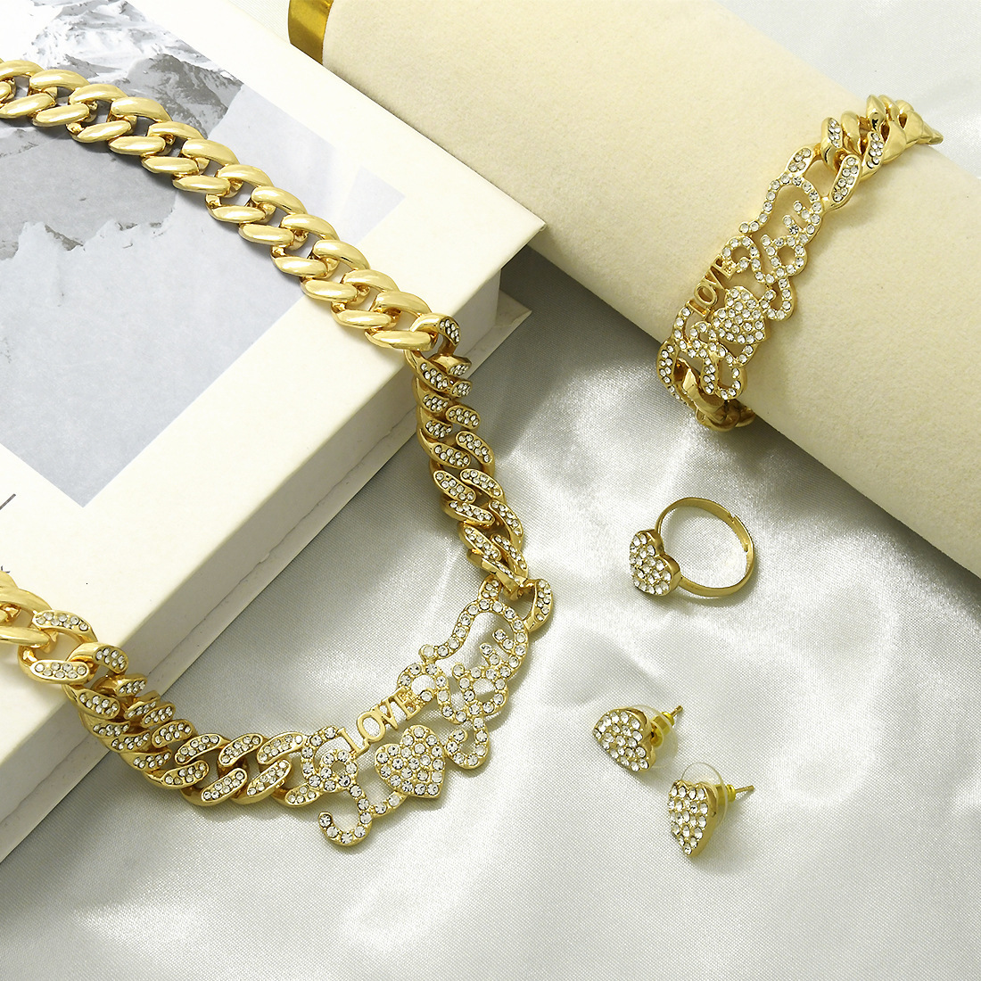 Yuminglai Heart Jewelry Hugs and Kisses Jewelry XOXO Jewelry African Fashion Jewelry for Women FHK10242 241106