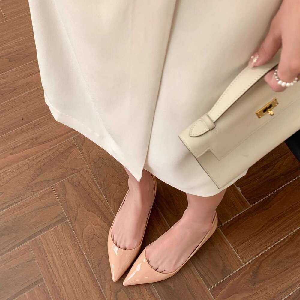 Instant Dispatch~ Patent Leather Sexy Red Sole Flat for Women 2025 New Style Elegant Pointed Toe Work Nude Color Single Shoes