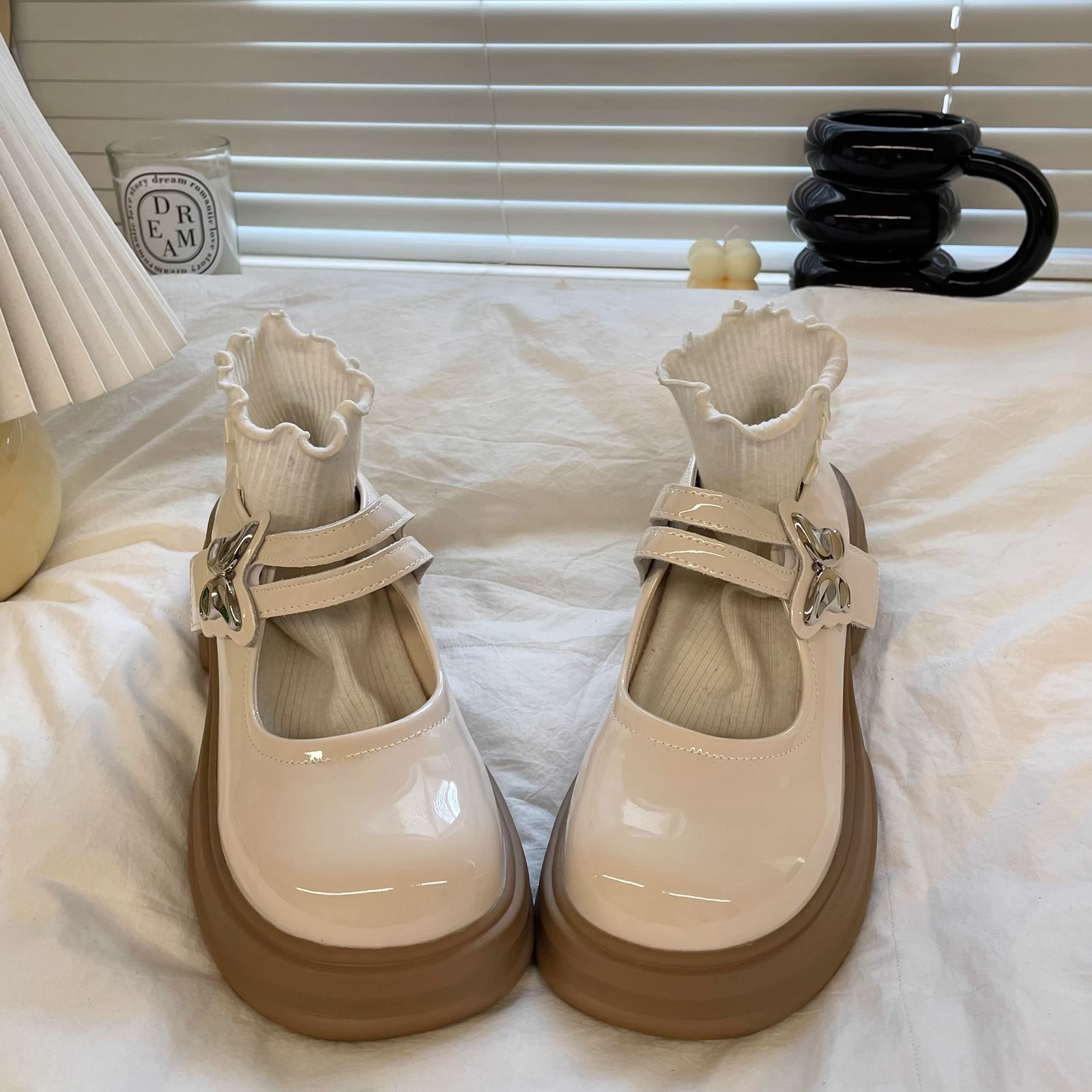 Ddmysports White Pearl Small Leather For Women Summer Shallow Mouth Versatile College Style Thick Sole Round Toe JK Mary Jane Shoes Outdoor Shoes