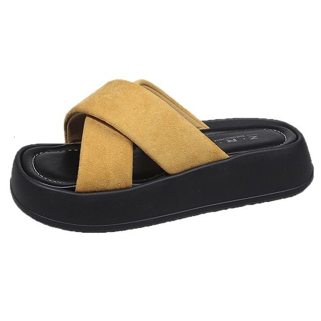 Ddmyoutdoor Thick Soled Women S Summer Outdoor Slippers New Style High End Fashion Wrinkled One Strap Sandals To Match Skirts Outdoor Shoes