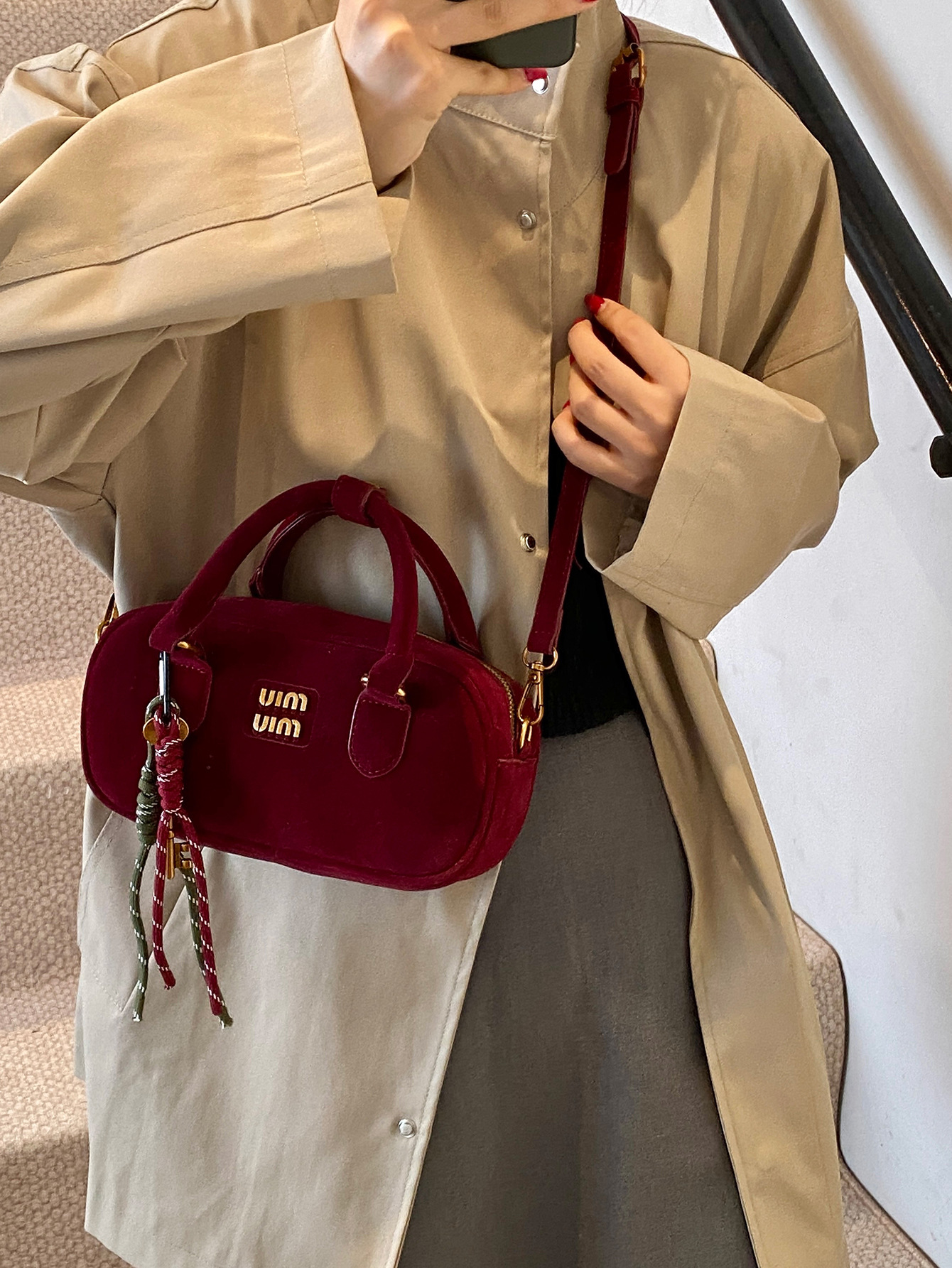 Ladies' fashionable handbag retro frosted strap pendant shoulder bag new design versatile super hot crossbody bag
