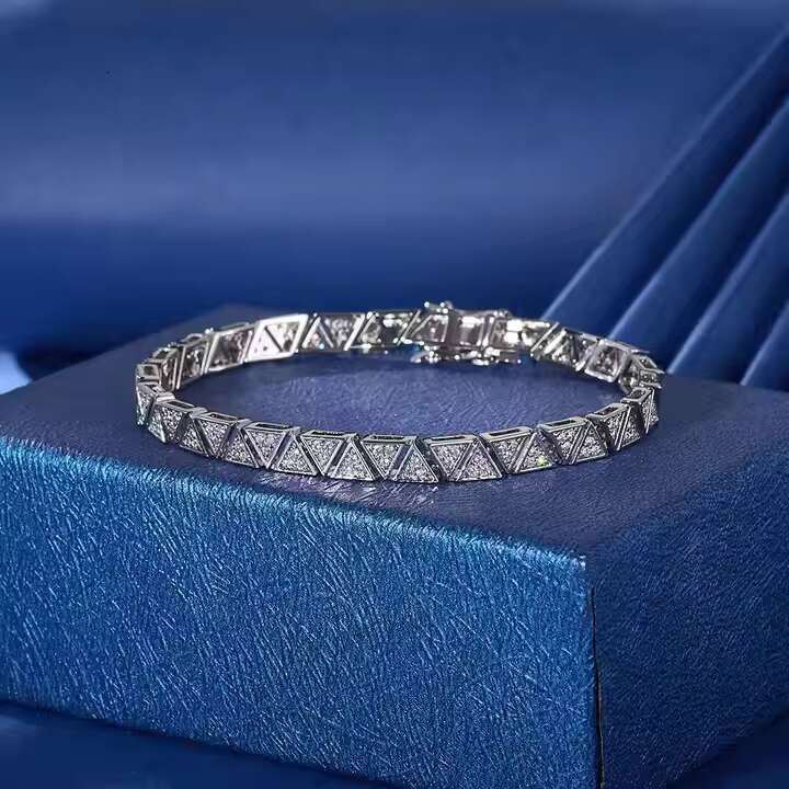 Triangle Shape 7 Inch Moissanite Diamond Tennis Bracelet 10K Gold/Silver Iced Out Luxury Universal Luxury Style for Any Occasion