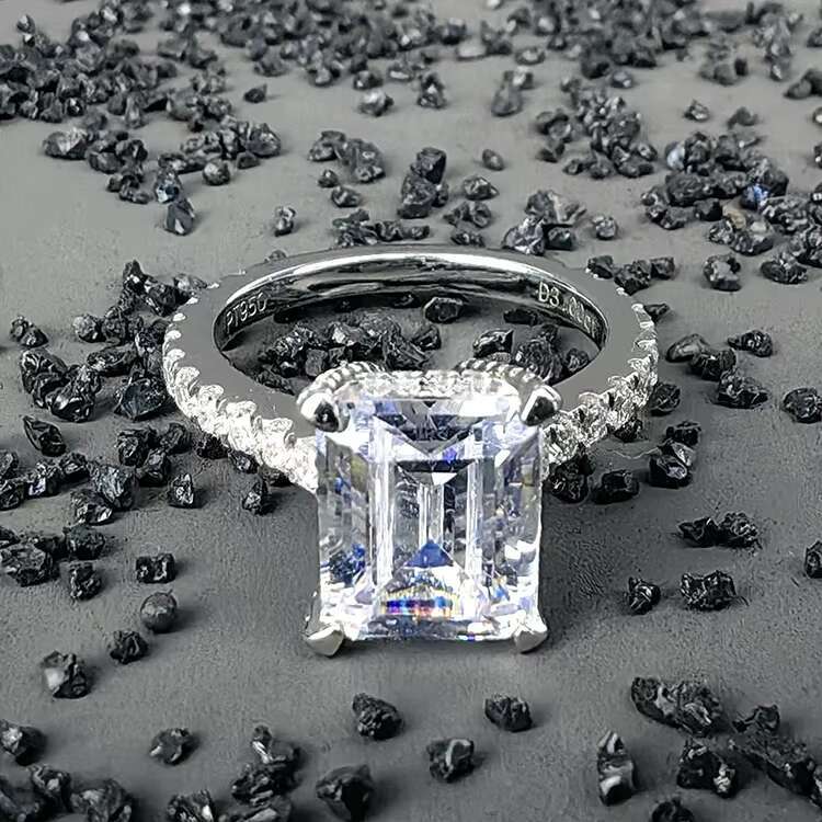 New Trendy Fine Jewelry Rhodium Plated 925 Sterling Silver Emerald Cut VVS Moissanite Diamond Ring for Women Men Engagement