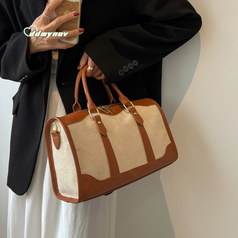 Short Trip Travel Large Capacity Trendy Shoulder 2024 New Fashionable Handheld Crossbody Bag for Commuting and Outings ddmynov