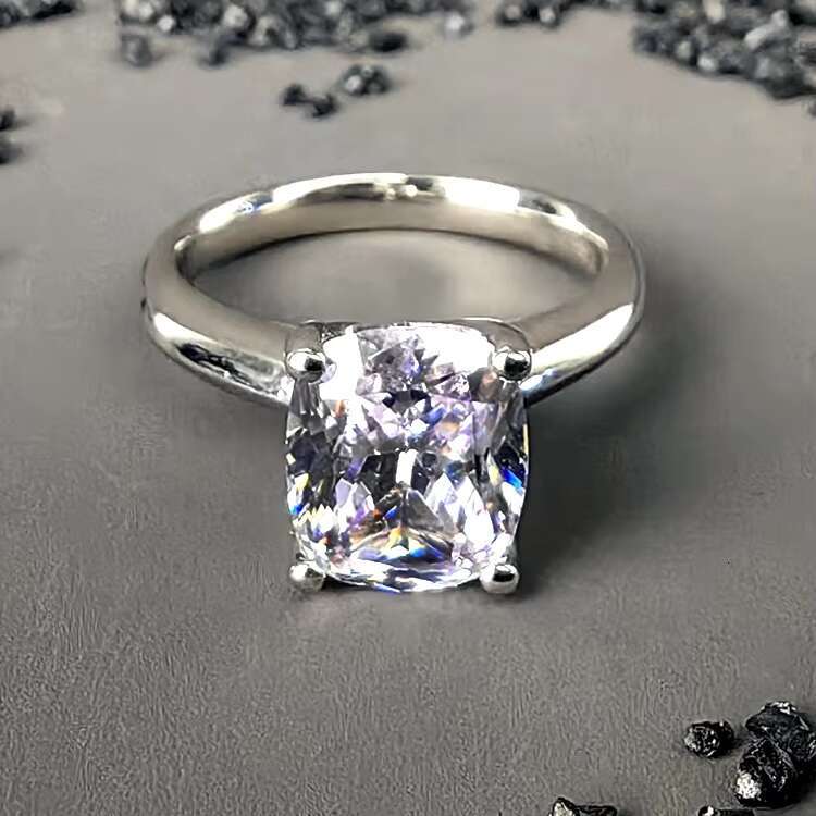 2023 Wholesale 925 Sterling Silver Engagement Wedding Ring Simple Classic Rhodium Plated Moissanite for Women Great Gift Idea