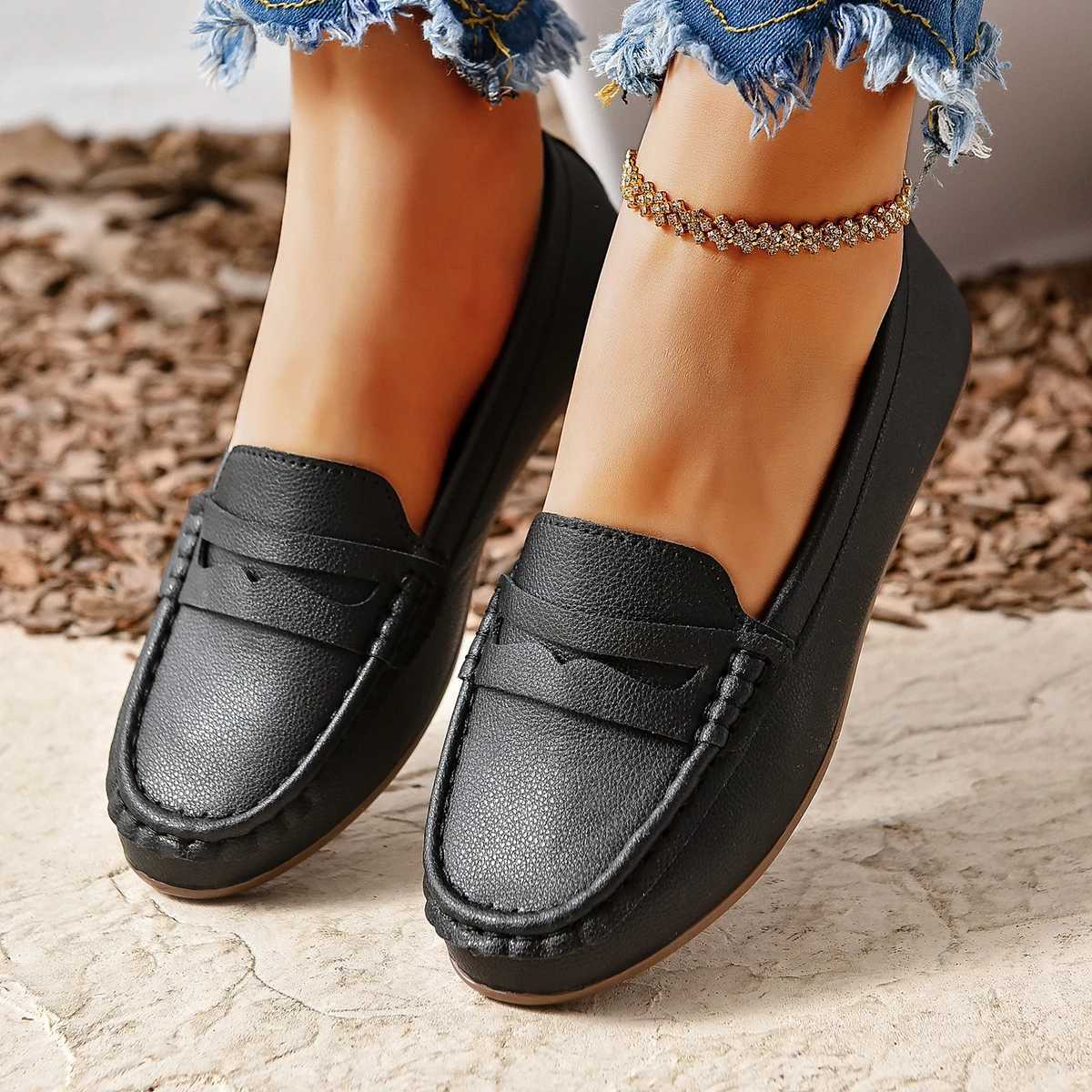 New Flats Shallow Loafers Women Walking Casual Shoes Designer Summer Comfort Soft Sole Shoes Brand Office Womens Sneakers XJ250614