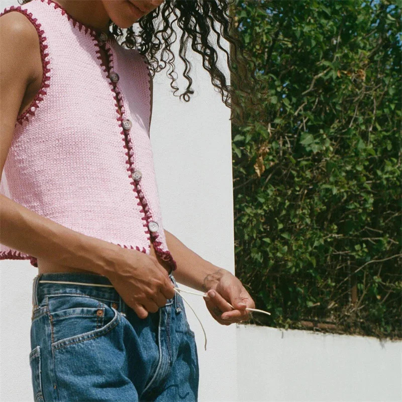 Lamuusaa Sweater Vest y2k Women Contrast Color Round Neck Single Breasted Sleeveless Cardigan Crop Top 2000s Clothing Streetwear 250612